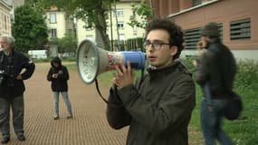 Des lycéens ont manifesté mercredi devant le rectorat de Toulouse pour s'indigner contre des mesures prises à l'encontre d'élèves ayant participé aux mobilisations contre la loi travail.