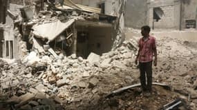 Ruines à Alep, en Syrie, suite à des bombardements des forces gouvernementales syriennes, le 8 juin 2016
