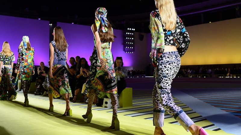 Versace est l'une des dernières maisons italiennes à être encore indépendantes.