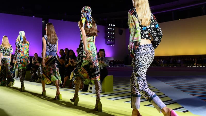 Versace est l'une des dernières maisons italiennes à être encore indépendantes. 