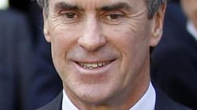 Jérôme Cahuzac, le ministre délégué au Budget. Le gouvernement dévoilera mercredi le premier budget d'un quinquennat marqué du sceau de la rigueur. Il s'agit pour l'Etat de trouver des milliards d'euros pour tenir les objectifs de réduction du déficit mal
