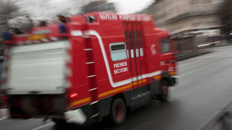 En projetant de l'huile sur le feu de sa voiture, un automobiliste a cru pouvoir éteindre l'incendie.