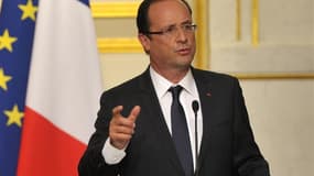 François Hollande reçoit ce vendredi soir son homologue russe, Vladimir Poutine, pour tenter de le convaincre de lever son opposition à des actions plus fermes contre le régime syrien afin de mettre fin au bain de sang dans ce pays. /Photo prise le 29 mai
