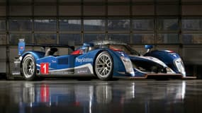 C'est l'une des neuf Peugeot 908 HDi Fap produites entre 2007 et 2010. Elle a décroché le deuxième place sur le podium en 2008.