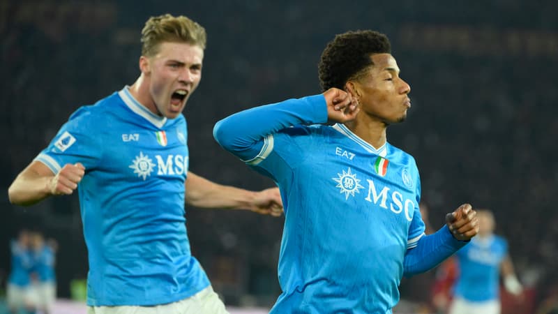 L'Ã©norme coup de Naples, qui l'emporte chez l'AS Rome malgrÃ© un groupe dÃ©cimÃ© et prend...