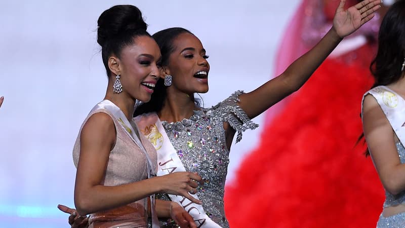 Miss France Ophely Mezino (à gauche) et Miss Jamaïque (à droite) lors de l'élection de Miss Monde à Londres