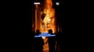 Bordeaux: la porte de la mairie incendiée après les manifestations contre la réforme des retraites