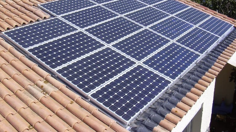 Ségolène Royal a décidé de réviser à la hausse les objectifs fixés par le Grenelle de l'environnement pour la filière solaire. (image d'illustration)