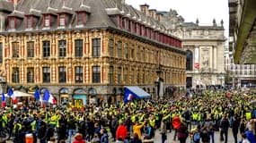 Les gilets jaunes lors de la manifestation lilloise du 5 janvier 2019.