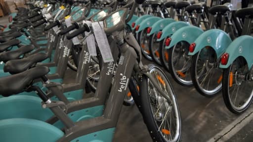 Les nouveaux Vélib électriques à l'usine d'Arcade Cycle, le 19 décembre 2017 à La Roche-sur-Yon Les nouveaux Vélib électriques à l'usine d'Arcade Cycle, le 19 décembre 2017 à La Roche-sur-Yon