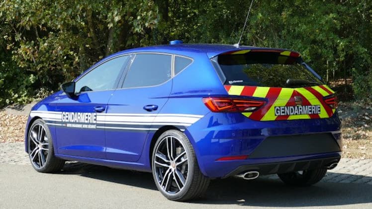 La Seat Leon Cupra de la gendarmerie La Seat Leon Cupra de la gendarmerie