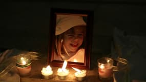Service religieux en mémoire de la fillette britannique Madeleine McCann disparue il y a dix ans, le 3 mai 2017 à l'église de Praia da Luz dans le sud du Portugal