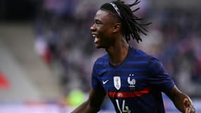La joie du milieu de terrain de l'équipe de France, Eduardo Camavinga, après avoir marqué lors du match amical contre l'Ukraine, le 7 octobre 2020 au Stade de France à Saint-Denis