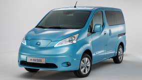 La e-NV2000 devrait être disponible en Europe, puis en octobre au Japon.