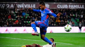 Le Lyonnais Gift Orban contre Metz