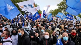 Manifestation de policiers devant l'Assemblée nationale à Paris, le 19 mai 2021