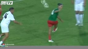 La passe à l’aveugle géniale de Ronaldinho lors du jubilé de Mustapha Hadji