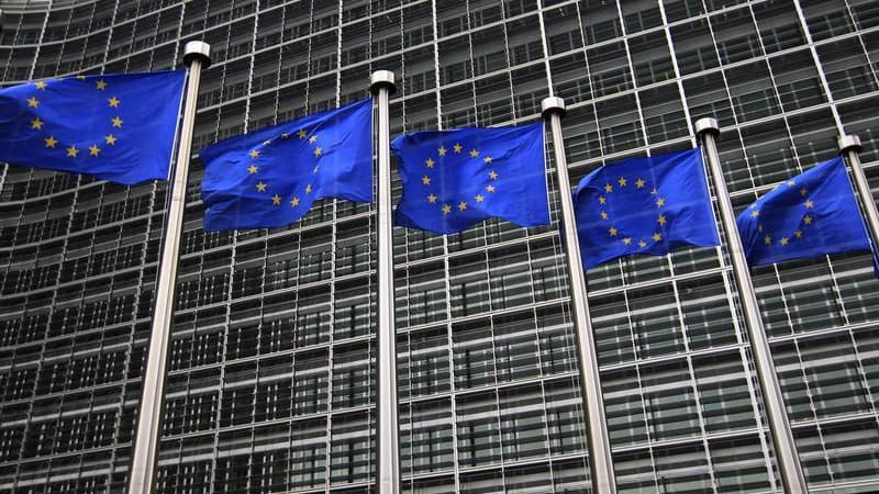 Trois mois après une première tentative avortée, les dirigeants de l'Union européenne vont tenter de nouveau jeudi et vendredi à Bruxelles de s'entendre sur un budget pour les années 2014-2020, sur fond de divergences sur l'avenir de l'Europe. /Photo d'ar
