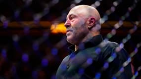Joe Rogan lors de l'UFC 287 de Miami, le 8 avril 2023