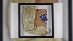 Une chaussette ayant appartenue à Michael Jackson, trouvée lors d'un concert à Nice en 1997.