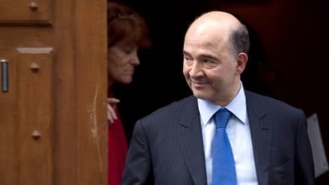 Pierre Moscovici veut toutefois éviter "une guerre des monnaies"