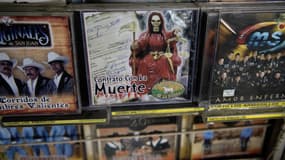 Des CD de narcocorridos se vendent dans certaines boutiques de Mexico.