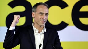 Le leader de Place Publique Raphaël Glucksmann lors du congrès de son parti, le 16 mars 2025 à Paris