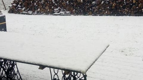 De la neige en Normandie ce lundi 30 avril. 