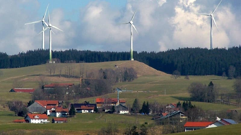Depuis la fin des années 2000, le territoire de Wildpoldsried s'est transformé et produit désormais plus d'énergie qu'il n'en consomme. 