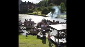 En Belgique, le premier festival de la saison a eu lieu... sur des barques 