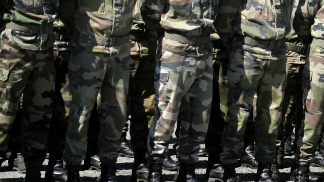 Militaires en rang. (Photo d'illustration)