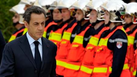 A Nantes où il s'exprimait en clôture du 118e Congrès des sapeurs-pompiers, Nicolas Sarkozy a annoncé qu'un nouveau système d'alerte multimédia sera déployé pour pouvoir évacuer les populations en cas de tempête ou d'inondation. /Photo prise le 24 septemb
