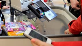 L'application mobile Wa! pour smartphone, développée par BNP Paribas, sera déployée en grandeur nature dans dix magasins Carrefour d'Île-de-France à l'automne 0216