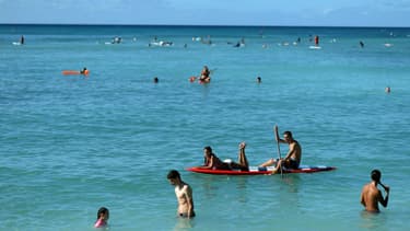 La plage de Waïkiki à Honolulu, Hawaï, le 25 décembre 2013.