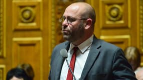 Le sénateur LR des Deux-Sèvres Philippe Mouiller durant une session de questions au gouvernement au Sénat à Paris le 5 février 2020.
