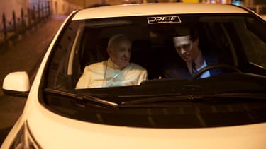 Pendant un an, le pape François va pouvoir utiliser une Nissan Leaf pour ses déplacements personnels.