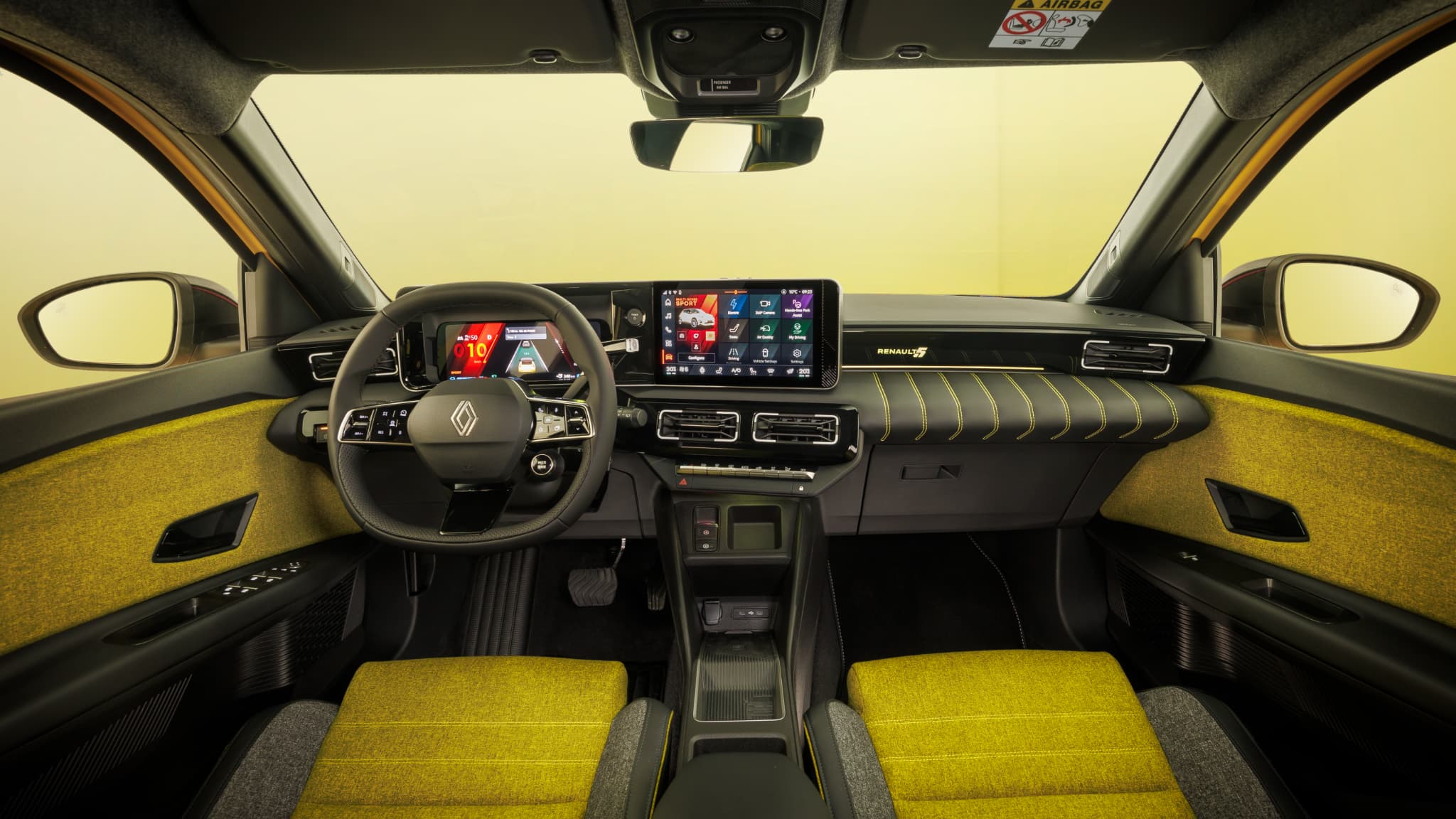 L'interior del nuevo R5. L'Onger of the new r5.