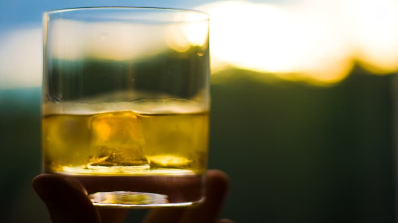 Le whisky a des pouvoirs de dépollution insoupçonnés. (Illustration) 