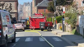 À Étretat, une explosion suivie d'un incendie dans une pizzeria a mobilisé 100 sapeurs-pompiers le 8 avril 2025.