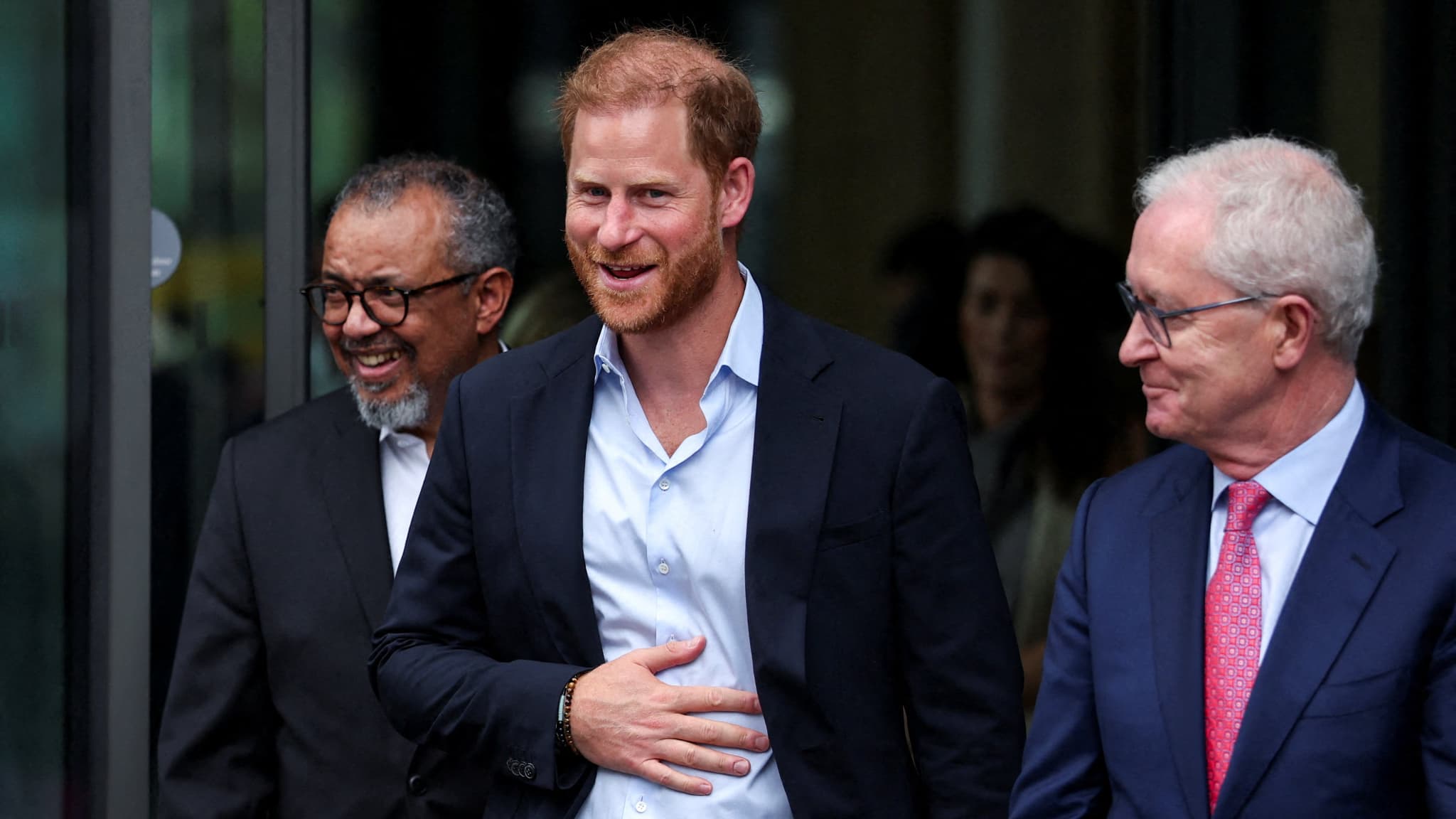 LE RETOUR DE CHARLES III À LONDRES ALIMENTE LES SPÉCULATIONS SUR UNE RENCONTRE AVEC LE PRINCE HARRY