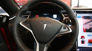 Si l’on a beaucoup parlé de l’AutoPilot de Tesla, les constructeurs allemands comme Mercedes, Audi et BMW ont installé des dispositifs équivalents dans leurs modèles haut de gamme.
