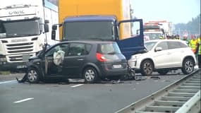 Plusieurs personnes sont mortes dans un carambolage en Vendée.