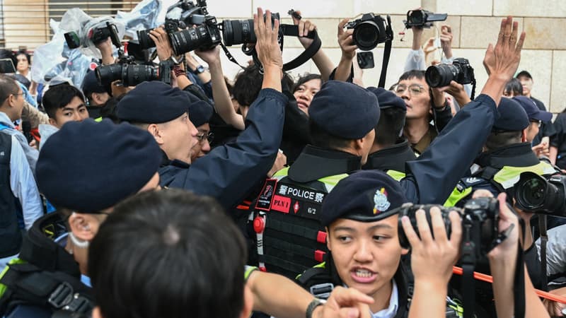 Hong Kong: 45 militants pro-démocratie condamnés à de la prison ferme pour atteinte à la 