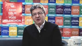 Jean-Luc Mélenchon dans l'une de ses vidéos YouTube. 