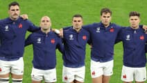 Les Bleus du XV de France pendant les hymnes du quart de finale contre l'Afrique du Sud au Mondial, le 15 octobre 2023 
