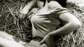 Jane Russell, actrice américaine passée à la postérité pour son rôle dans "Les hommes préfèrent les blondes", est décédée lundi à l'âge de 89 ans des suites d'une insuffisance respiratoire à son domicile de Santa Maria, en Californie. /Photo d'archives/RE