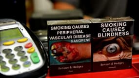 Exemples de "paquets neutres" déjà expérimentés avec succès dans certains pays tel l'Australie. (Illustration)