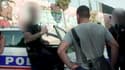 LIGNE ROUGE - Lors d'une interpellation à Marseille, des guetteurs et des policiers tentent de dialoguer... sans succès