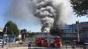 Le transformateur qui a pris feu vendredi était le seul moyen d'alimenter la Gare Montparnasse en courant à haute tension. 