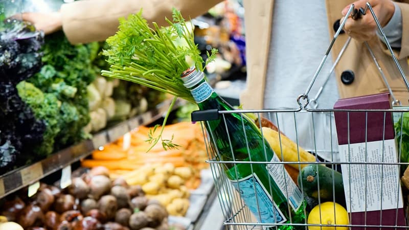 Du cidre en Bretagne, du rosé dans le Var... Les Français plus "fidèles au terroir" que jamais lorsqu'ils font leurs courses en vacances